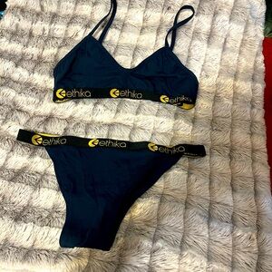 Navy Ethika bra set size s for top and bottom never worn NEW